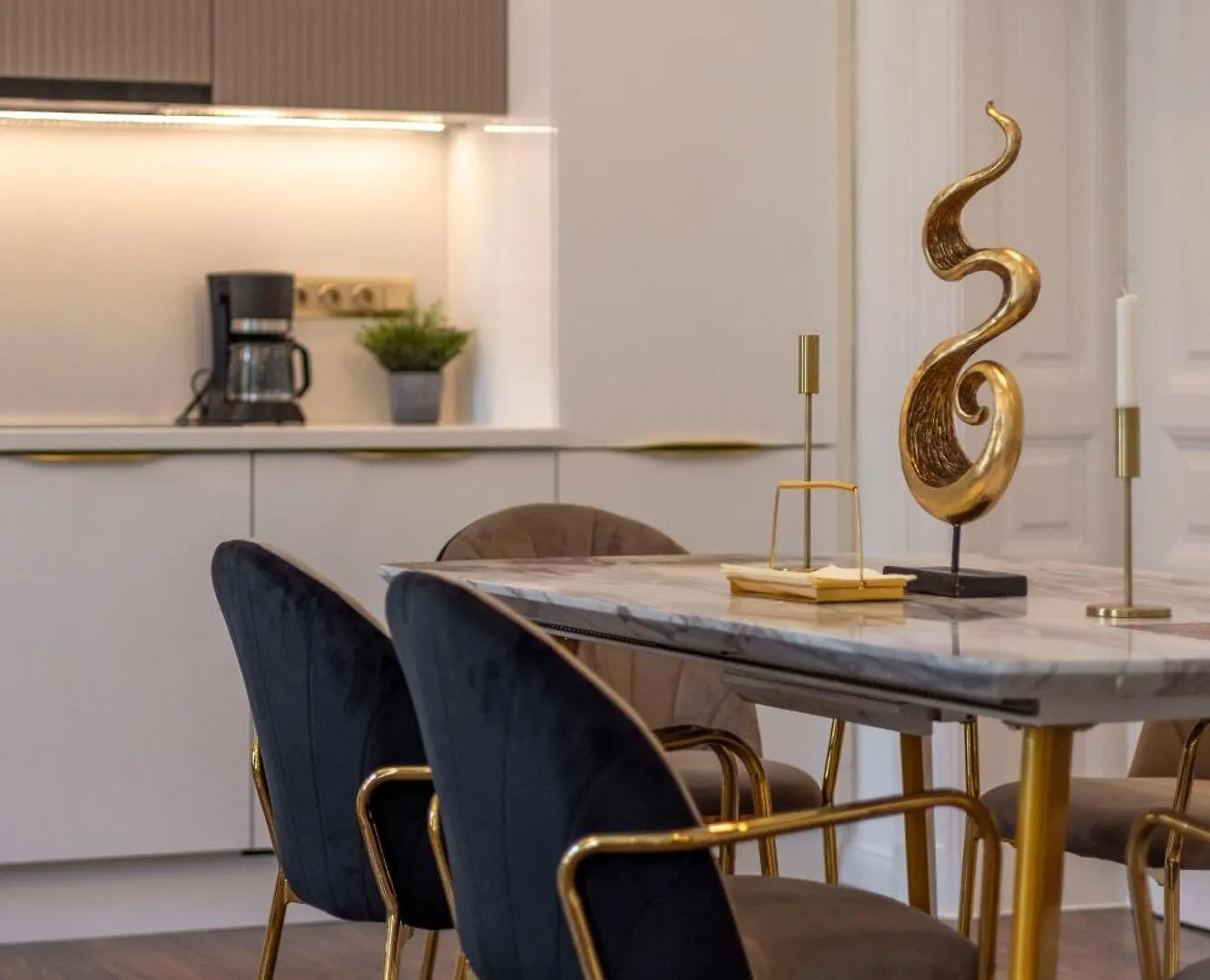 High-End Luxurious Quentin Residence In The Heart Of Βουδαπέστη Διαμέρισμα